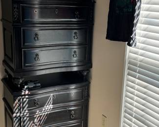 Matching nightstand - missing hardware in drawer 