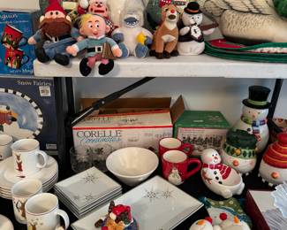 Lots of holiday decor 