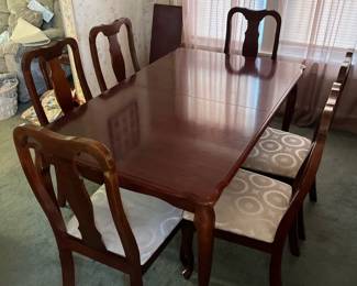 Mahogany Formal Dining Set with leaf 
