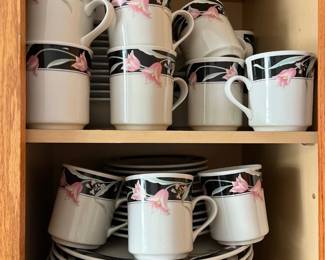 Vintage China Pearl Set Stoneware Serena Pink Tulips 