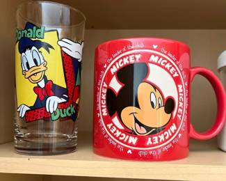 Mickey Mouse Mug - Donald Duck Drinking Glass 