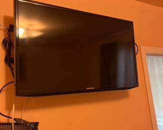 Samsung Flat Screen TV 