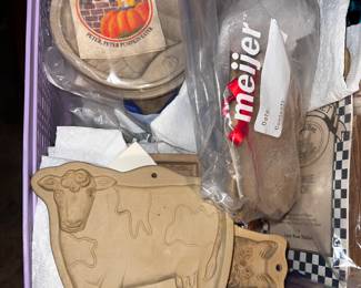 Ceramic Cookie Molds - Basket Full