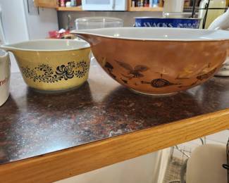 Mint condition Pyrex 