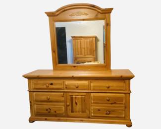 Pine Dresser