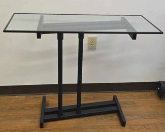 Nice Glass Top And Black Metal Base Table