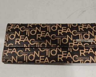 Kenneth Cole Reaction Purse Wallet