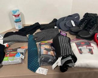 Mens New With Tags Clothing 