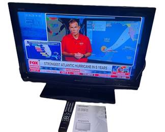 Sharp 32 LCD HDTV 1080p Television 