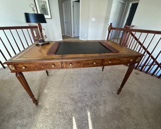 Mainland-Smith Bixen Desk