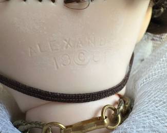 1961 Madame Alexander "Mary Queen of Scotts" 21" Doll