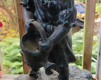 Garden Girl Statue Water Fountain