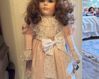 1992 Goebel Betty Jane Carver Doll