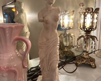 Venus De Milo Goddess of Beauty Figurine
