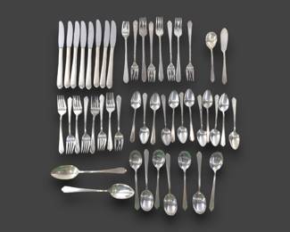 #105 • 47 pcs Holmes & Edwards Guest of Honor Inlaid Silver Flatware - K Monogram
LUX.BID