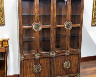 #135 • Henredon Asian-Style Diaplay Cabinet with Drawers, Brass Decor
LUX.BID