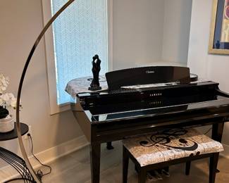 Oversized arch lamp