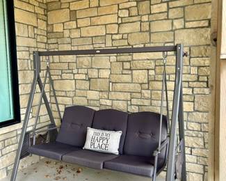 Outdoor swing