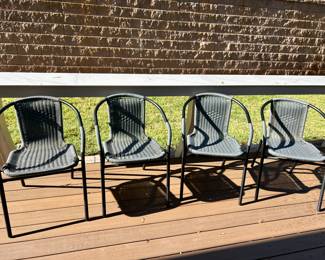 4 outdoor chairs