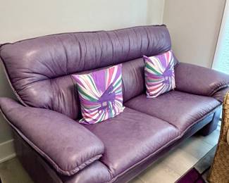 Natuzzi leather loveseats. 5’5” long, 39” deep
