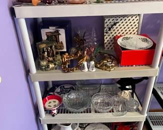 Great collection of Fenton top shelf