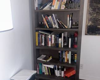 Bookshelve