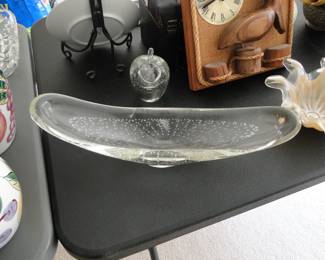 Big long banananananananannnannann shaped bowl