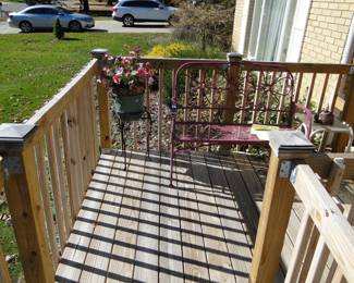 Entrance ramp with patio attachment