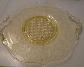 Yellow Depression Glass Plate/Serving dish