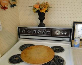 Oven is for sale as well, electric