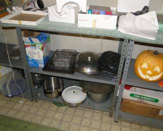 Bakeware and casserole dishes, who's ready for the Holidays