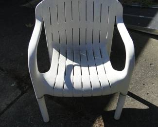 1 of 4 plastic chairs, that are in great shape, and yes it would be way to much like work to group them together, and the matching table is in the basement