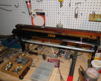 Large roll paper cutter