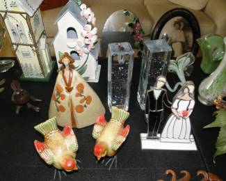 Those two birds are cool