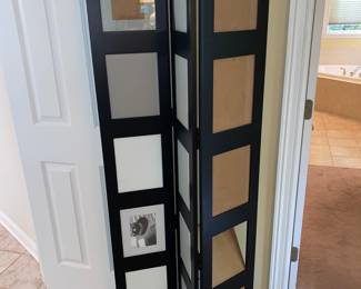 Folding screen with photo frames