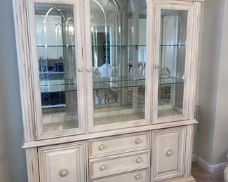 Stanley furniture star display China hutch to showcase your collections!