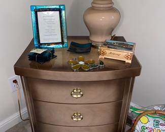 Bedroom nightstand 