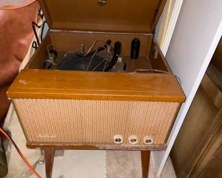 Vtg. Stereo system