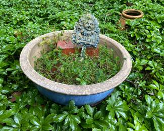Outdoor flower pots 