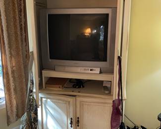 Excellent TV/entertainment center with storage