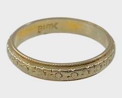 Fine 18K White Gold Ring Size 5.25