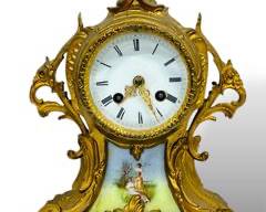 Antique Fancy French Gilt Bronze Hand Painted Porcelain 2587 Mantel Clock