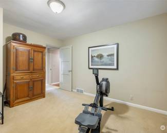 Overview of pieces for sale.