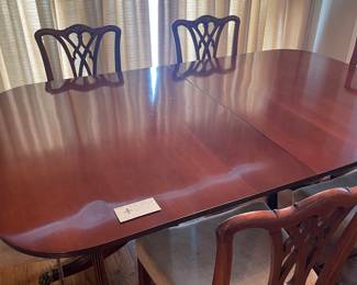 Another view of the table. Small scratches on surface.