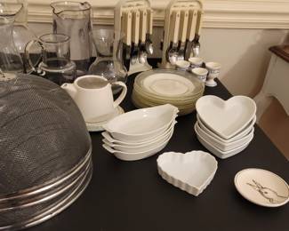 Casual Dishes