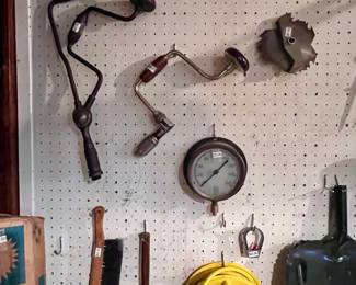 Very unusual hand drill.