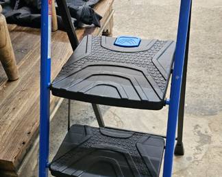 STEP STOOL
