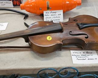 VIOLIN