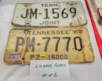 VINTAGE LICENSE PLATE