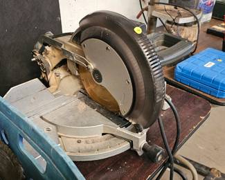 MITER SAW